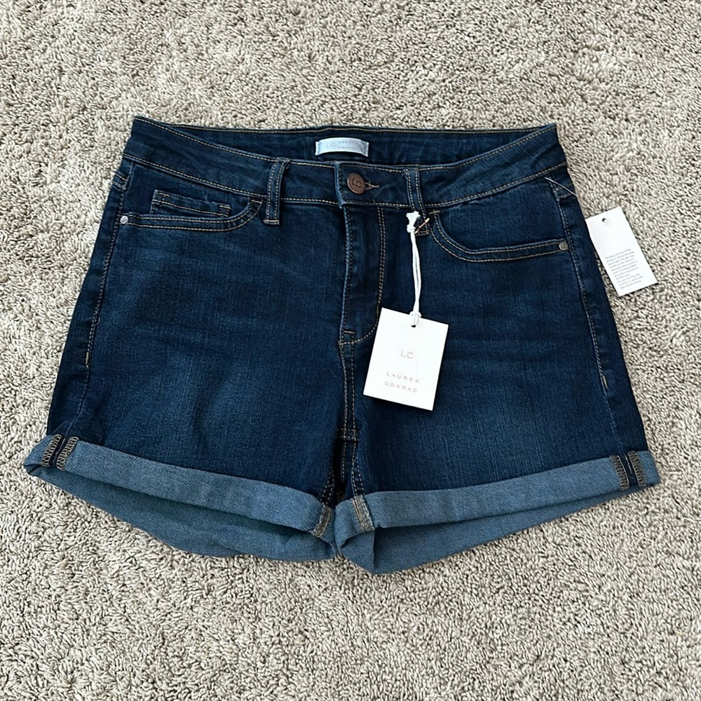 Women’s brand new Lauren Conrad denim shorts